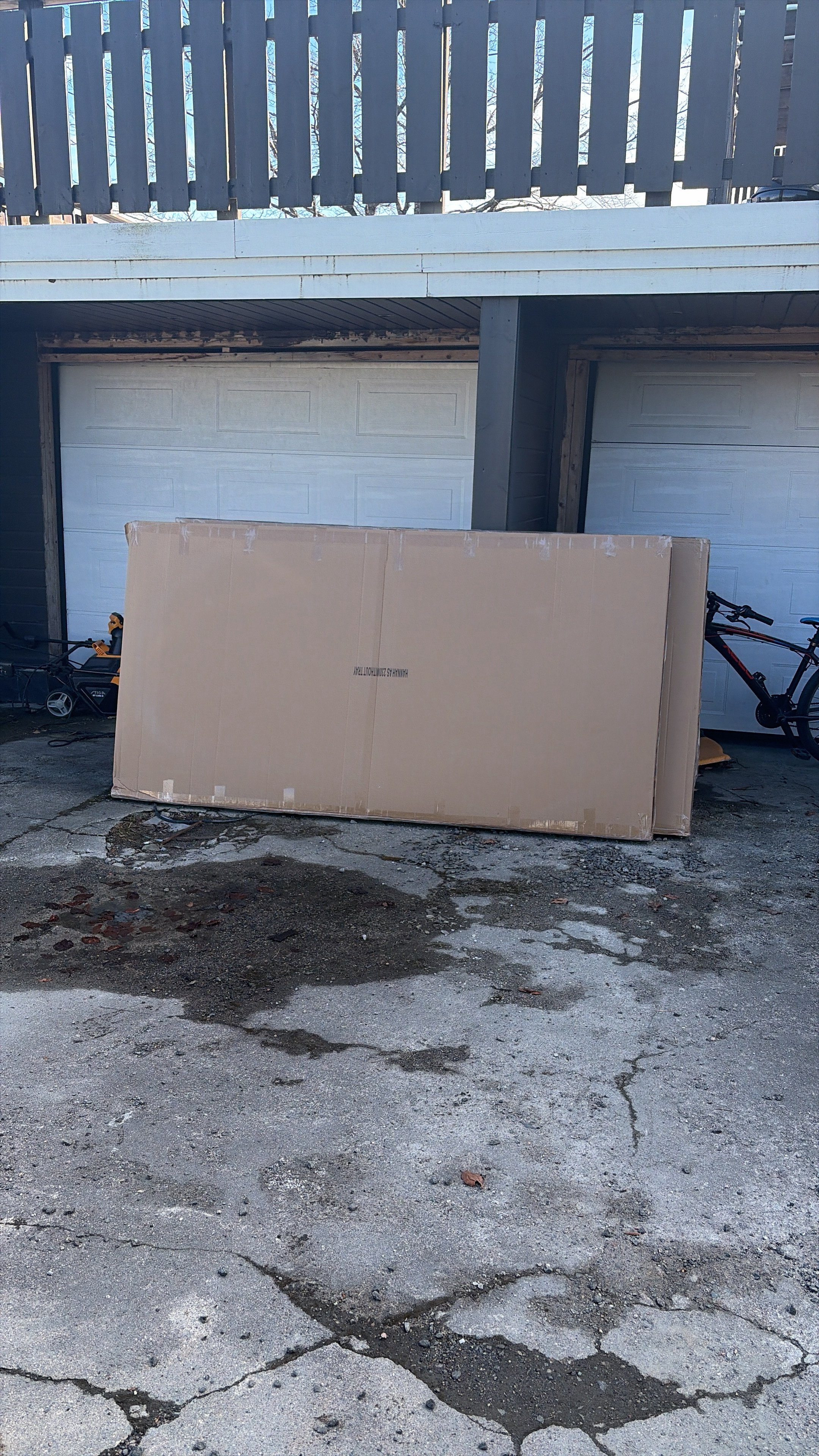 2 x Flatpakker  250x120 cm, ca 35-40kg